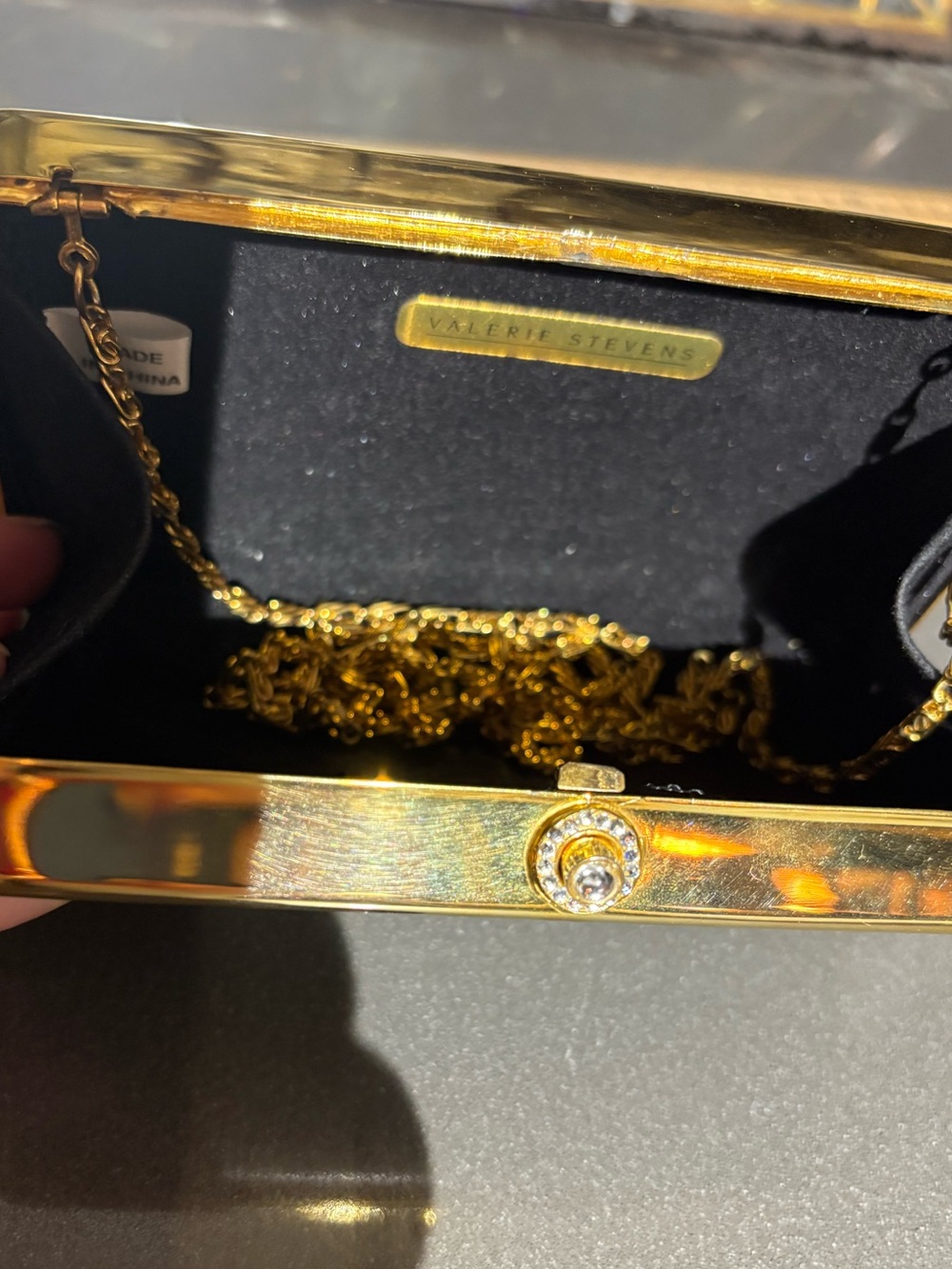 Vintage Valerie Stevens Structured Box Clutch Evening Bag, Black & Gold w/ chain - Picture 10 of 10